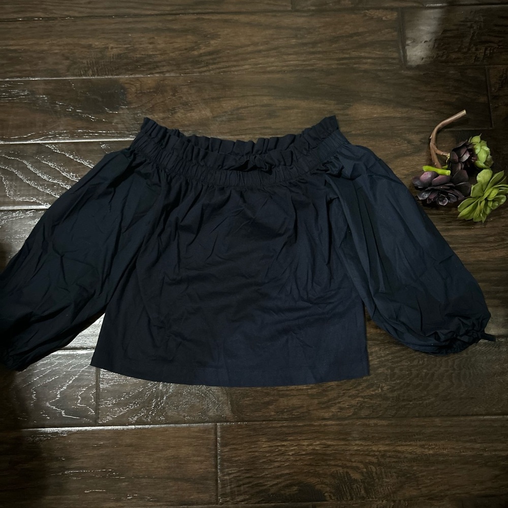 Banana Republic off the shoulder